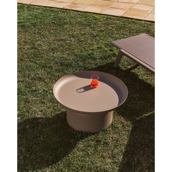 Metallist ümmargune aiakohvilaud ø 70 cm Arcola - Kave Home-image-1