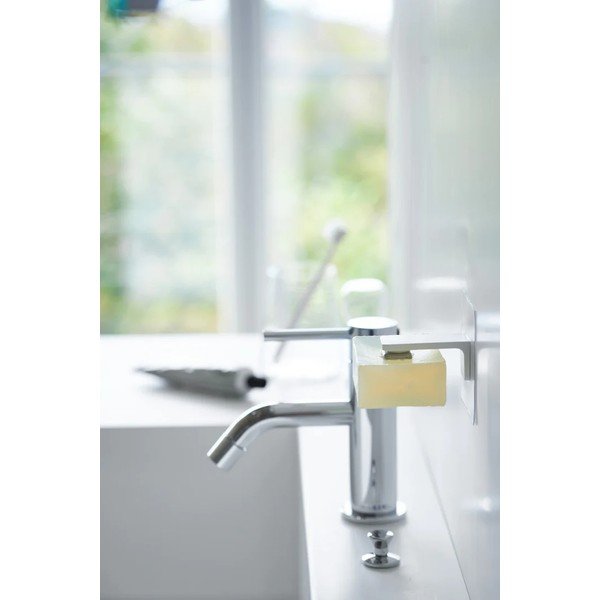 Valge plastmass magnetiline seebihoidja isekleepuv Film Hook – YAMAZAKI-image-1