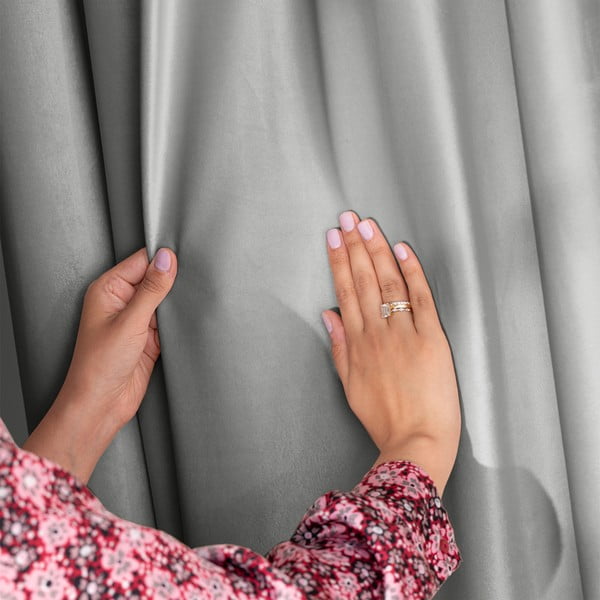 Helehall sametist pimendav kardin 140x270 cm Eyelets - Restilo-image-1