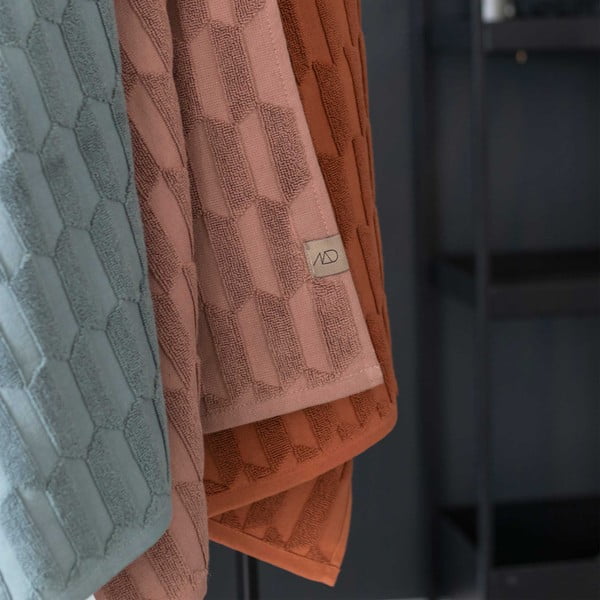 Tumeroheline puuvillane rätik 50x95 cm Geo - Mette Ditmer Denmark-image-2