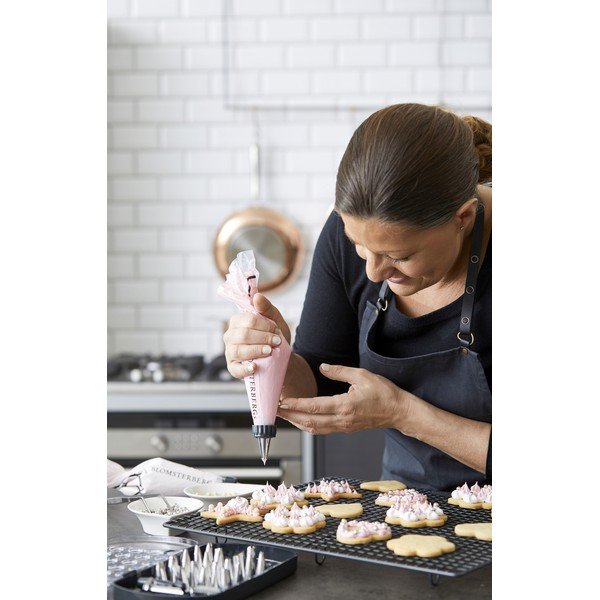 Kondiitritoodete kaunistamise komplekt, lisatarvikute arv 24 tk - Blomsterbergs-image-2