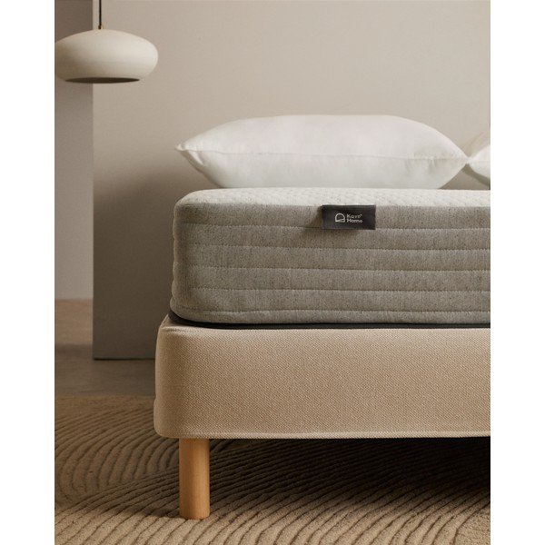 Keskmise kõvadusega termoreguleeruv poroloonmadrats 135x190 cm Yoko - Kave Home-image-4