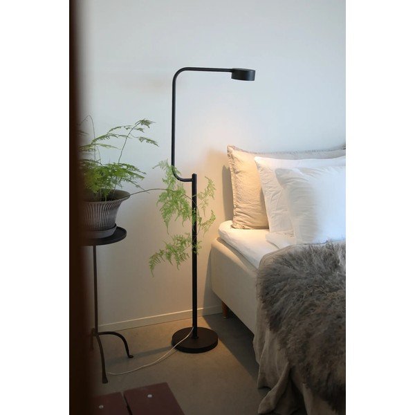 Must hämardatav LED-põrandavalgusti metallist varjuga (kõrgus 130 cm) Hugo - Markslöjd-image-1