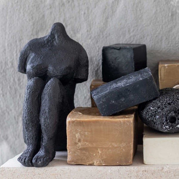 Polüresiinist kujuke (kõrgus 14 cm) Sitting Woman - Mette Ditmer Denmark-image-3