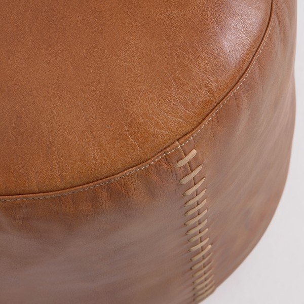 Konjaki pruunist nahast puff Cesia - Kave Home-image-1