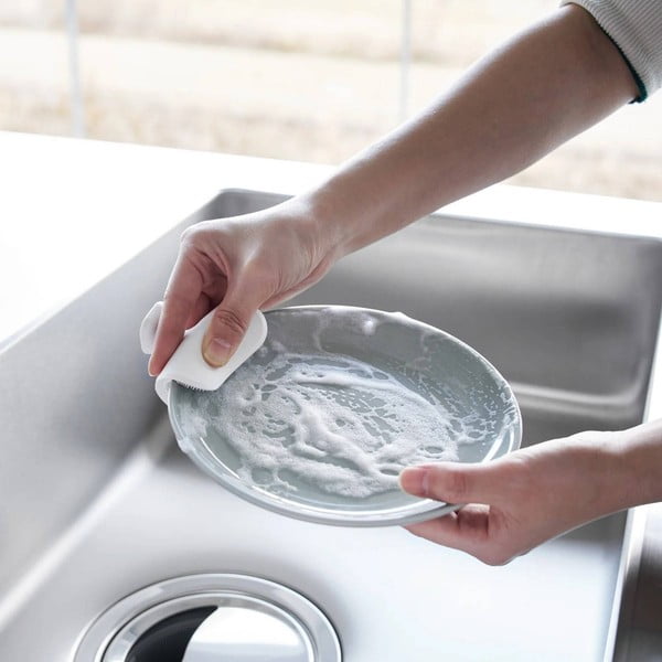 Magneetiline silikoonist nõudepesukäsn Tower - YAMAZAKI-image-1