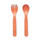 Oranžid plastmassist laste söögiriistad 2 tk Pullo - OYOY Mini