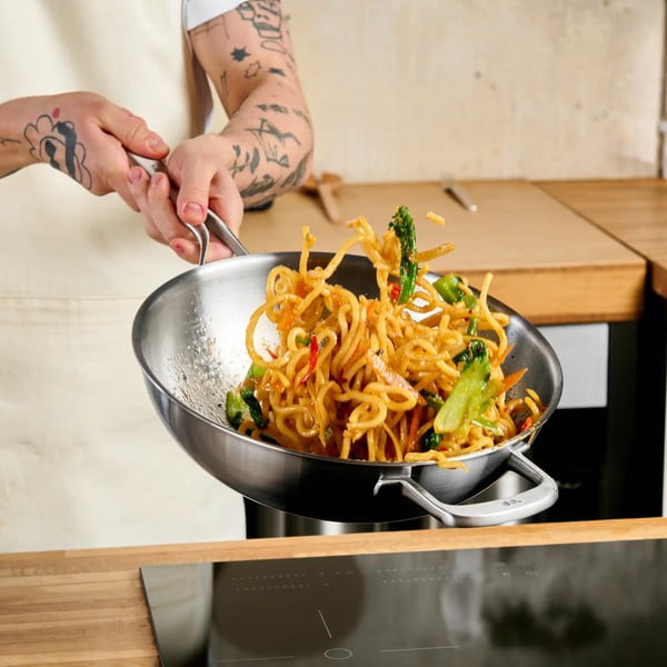 Roostevabast terasest wok-pann koos kaanega ø 30 cm Lucca 3.0 - FABINI-image-1