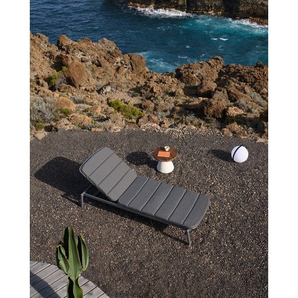 Must metallist aia lamamistool Canutells - Kave Home-image-3