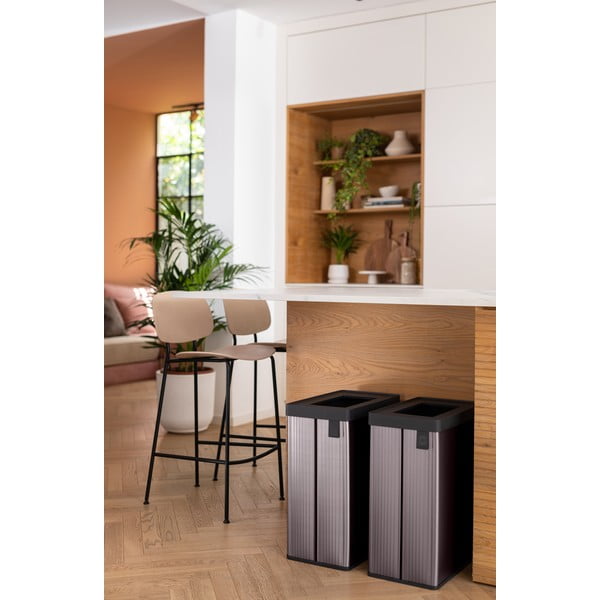 Roosa taaskasutatud plastikust prügikast 54 l Verto Recycle - Curver-image-3