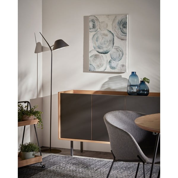 Must põrandavalgusti metallist varjuga (kõrgus 152 cm) Aurelia - Kave Home-image-1