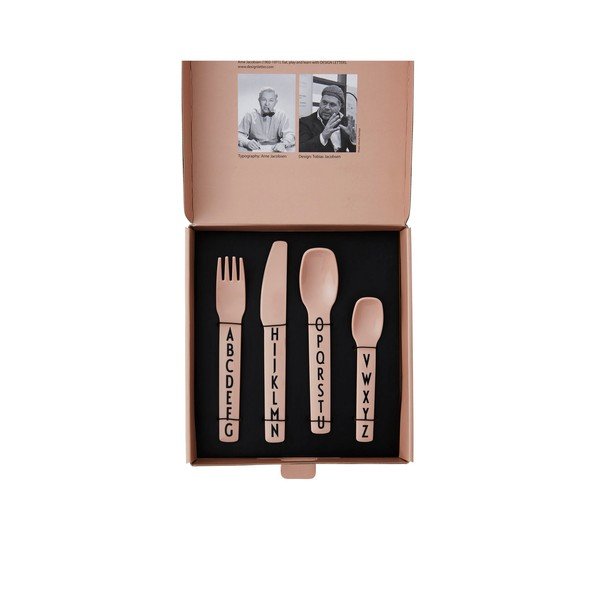 4-osaline roosa laste söögiriistade komplekt - Design Letters-image-3