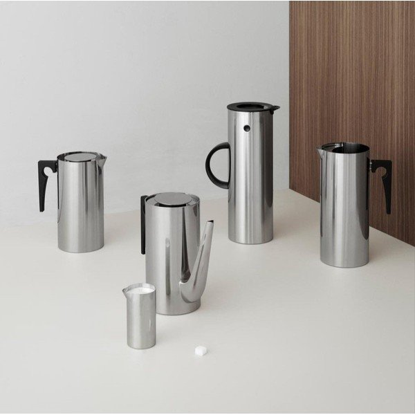 Prantsuse ajakirjandus Arne Jacobsen - Stelton-image-1
