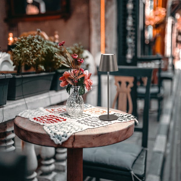 Must LED lauavalgusti metallist varjuga (kõrgus 36,5 cm) Viletto - Fischer & Honsel-image-1