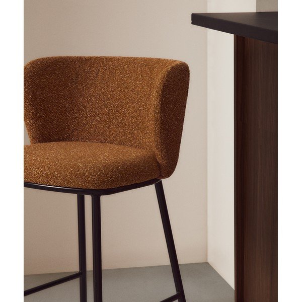 Terrakota värvi polsterdatud baaritool (istme kõrgus 65 cm) Ciselia - Kave Home-image-2