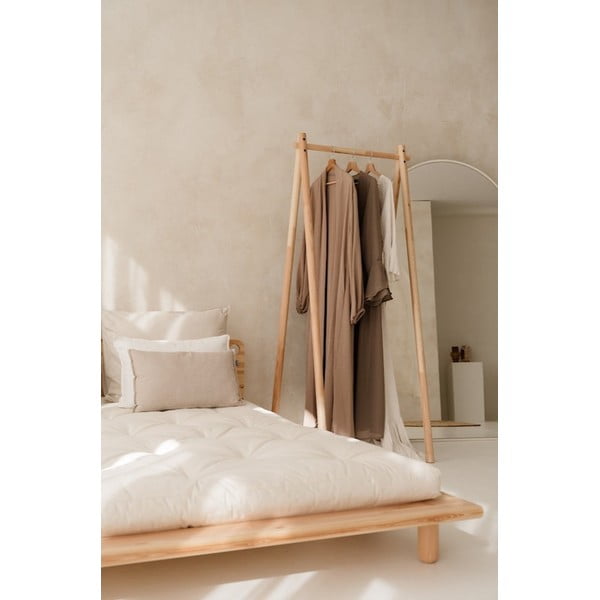 Naturaalset värvi männipuidust riietehoidja Hongi - Karup Design-image-1