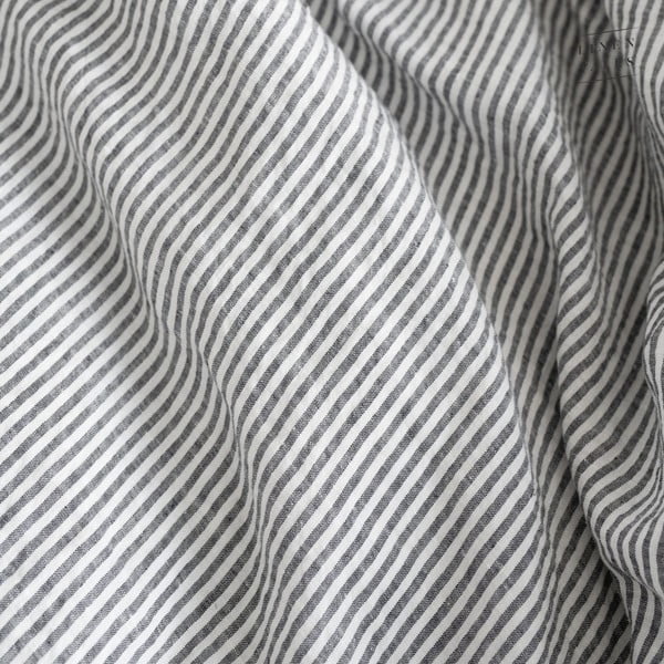 Valge/must linane tekikott 140x200 cm Thin Black Stripes – Linen Tales-image-4