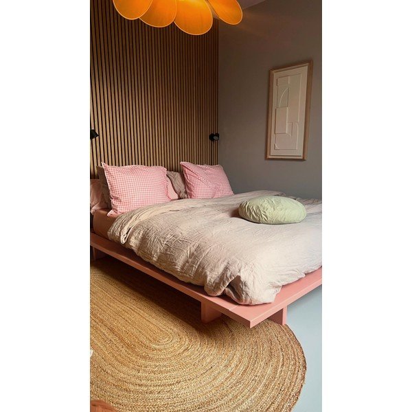 Heleroosa männipuidust kaheinimesevoodi koos voodipõhjaga 180x200 cm Japan - Karup Design-image-4