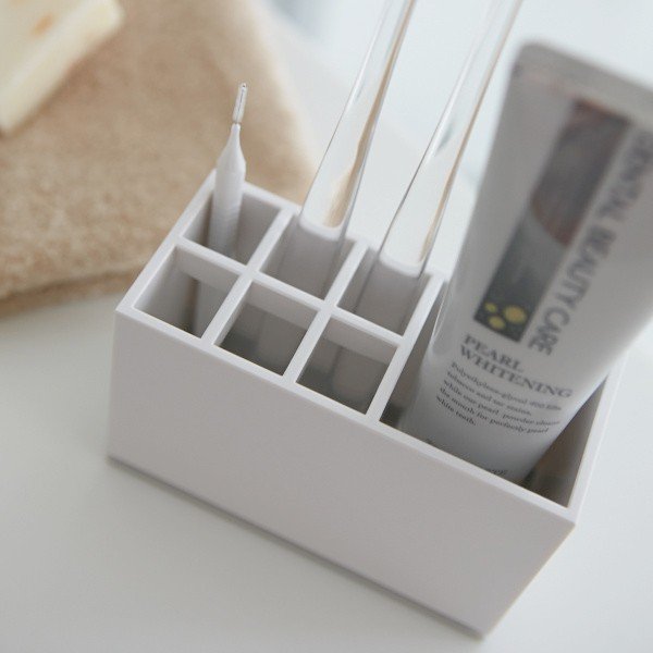 Valge plastmass hambaharja alus – YAMAZAKI-image-2