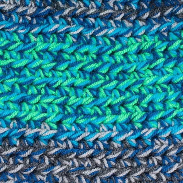 Käsitsi heegeldatud slaidimüts - DOKE-image-3
