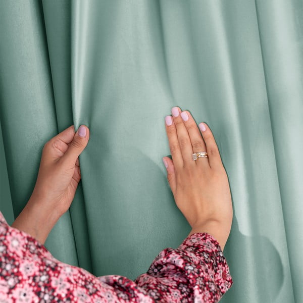 Heleroheline sametkardin Velvety, 245 × 140 cm – AmeliaHome-image-1