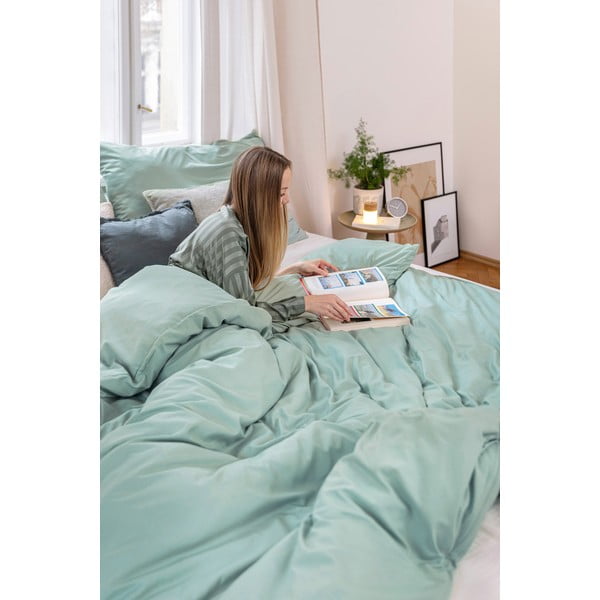 Roheline mikrosatiinist voodipesu kaheinimesevoodile 200x200 cm Basic - Bonami Essentials-image-3