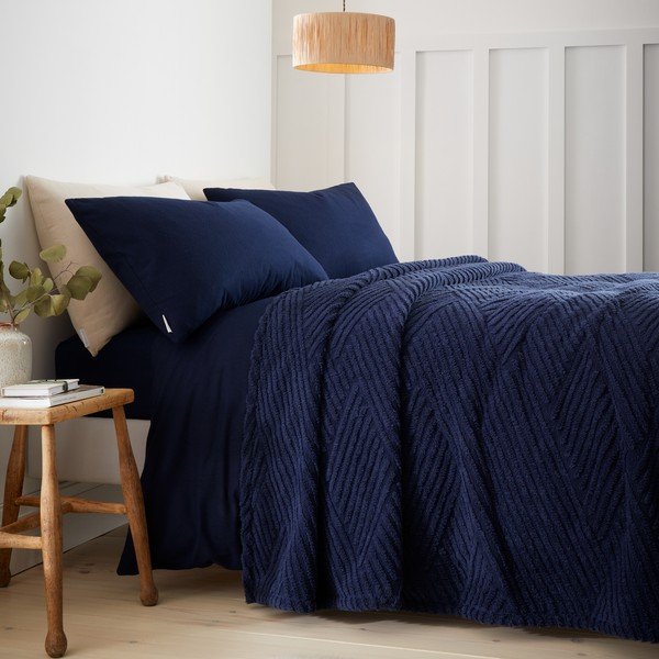 Tumesinine voodikate 230x220 cm Heat Buddy Super Thermal - Catherine Lansfield-image-1