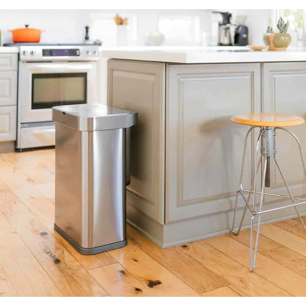 Roostevabast terasest puutevaba prügikast 58 l - simplehuman-image-1