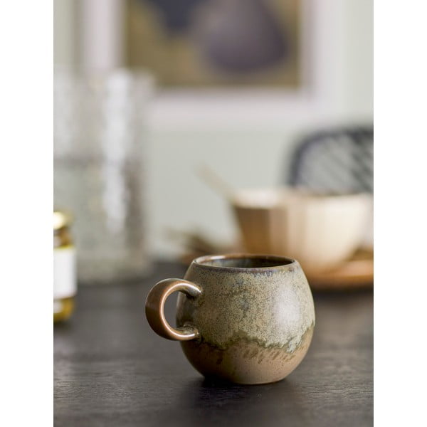Pruun keraamiline tass 250 ml Paula - Bloomingville-image-1