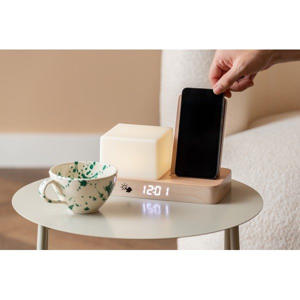 Digitaalne/laua äratuskell juhtmevaba laadijaga Retro LED Night Light - Karlsson-image-1