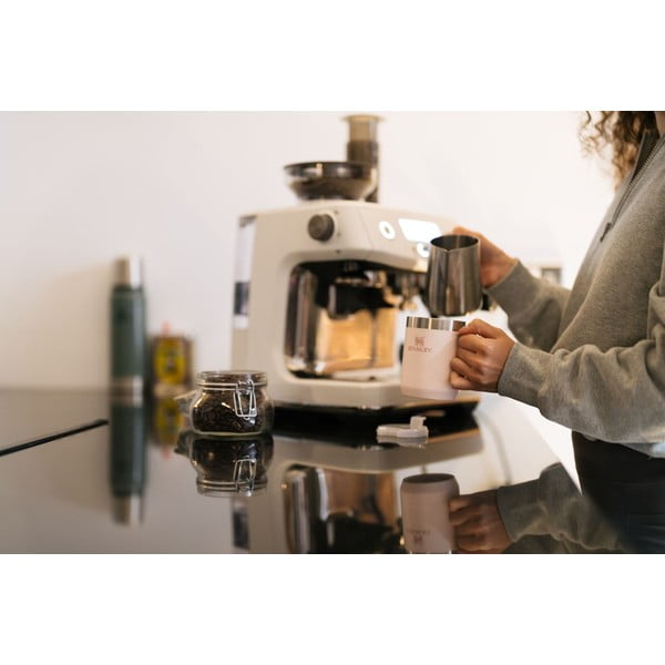 Heleroosa termokruus 700 ml Stay Hot - Stanley-image-1