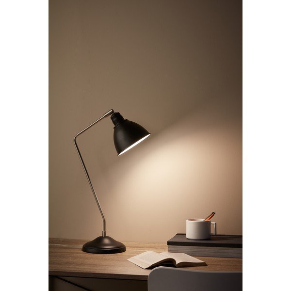 Černá stolní lampa s detaily ve stříbrné barvě Markslöjd Coast-image-1