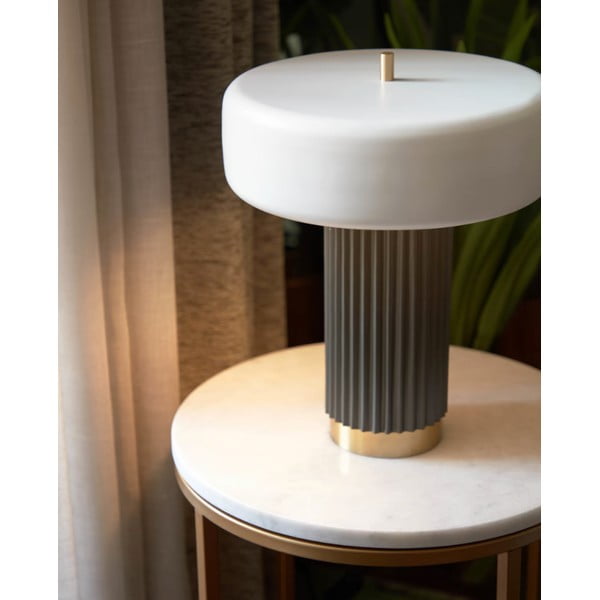 Valge-roheline metallvarjuga laualamp (kõrgus 37,5 cm) Serenella - Kave Home-image-1