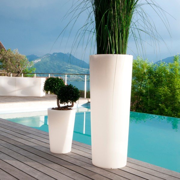 Zahradní náladové světlo a květináč Tango