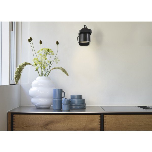 Must seinavalgusti Nesvik - Villa Collection-image-2