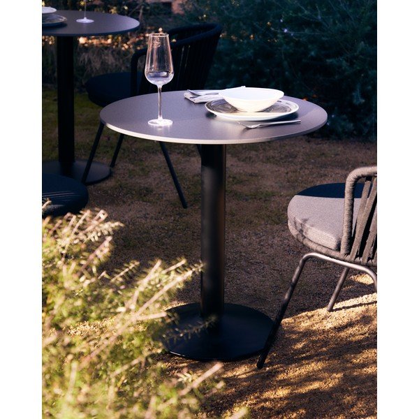 Metallist ümmargune aia söögilaud 68x68 cm Esilda - Kave Home-image-1