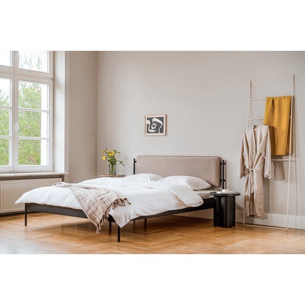 Must terasest polsterdatud kaheinimesevoodi liistudest raamiga 160x200 cm Eton Basic - noo.ma-image-1