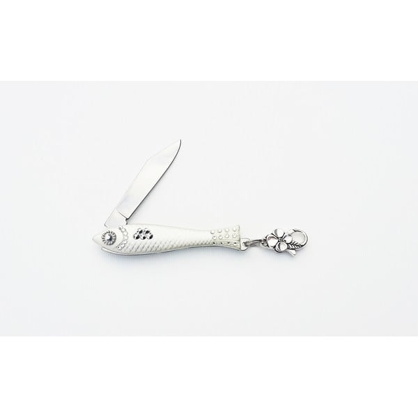 Perleťový český nožík rybička s krystaly ve stříbrné barvě a karabinkou v designu od Alexandry Dětinské