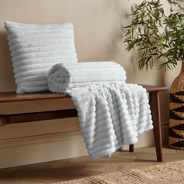 Valge mikroplüüsist tekk 130x170 cm Cosy Ribbed - Catherine Lansfield-image-3