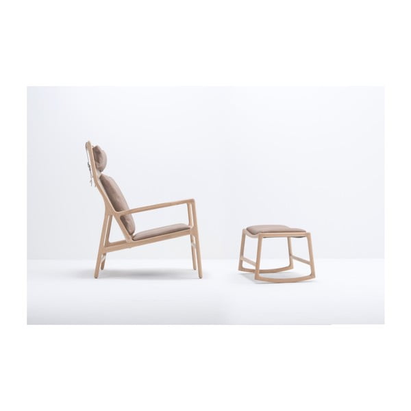 Massiivse tamme konstruktsiooniga ja pruunist pühvlinahast istmega tugitool Dedo - Gazzda-image-3