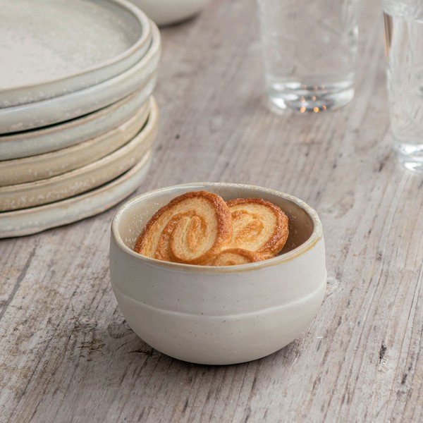 Valge-beeži värvi kausid 2 tk komplektis kivist ø 10 cm Sand Grain - Mette Ditmer Denmark-image-3