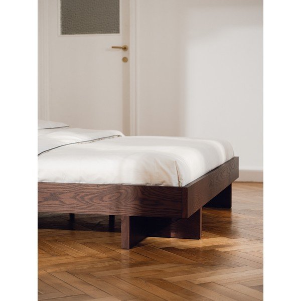 MDF-ist kaheinimesevoodi tammepuust dekoratsiooniga, ilma peatsita ja liistudest raamiga 180x200 cm naturaalses värvitoonis Kito - noo.ma-image-2