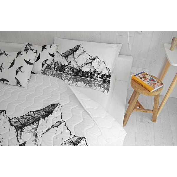 Must-valge puuvill-satiinist teki ja padjapüüride komplekt 140x200 cm Cabin In The Mountain – Butter Kings-image-1