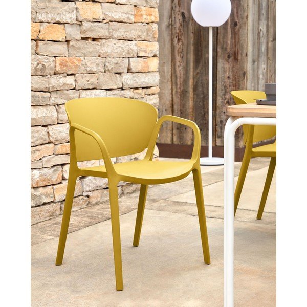 Kollane plastikust aiatool Ania - Kave Home-image-1
