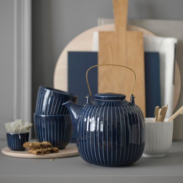 Tumesinine portselanist kruus, 200 ml Hammershøi - Kähler Design-image-1