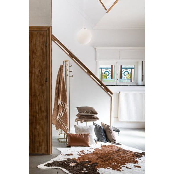 Kunstkarusnahast lehm, 160 x 210 cm - Tiseco Home Studio-image-1