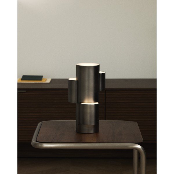 Must metallist hämardatav LED-laualamp (kõrgus 26,5 cm) Adrina - Kave Home-image-3