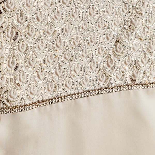 Mikrosatiinist linik 32x220 cm Deco Sequin - Catherine Lansfield-image-1