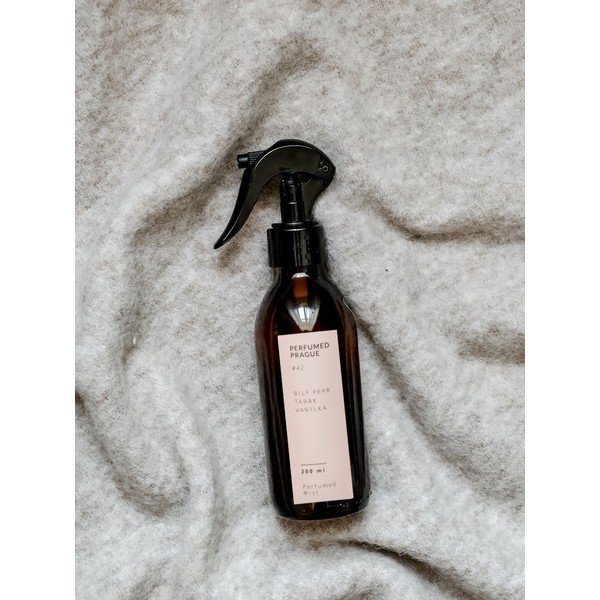 Siseruumide lõhnasprei 200 ml #42 White Pepper, Tobacco and Vanilla - Perfumed Prague-image-2