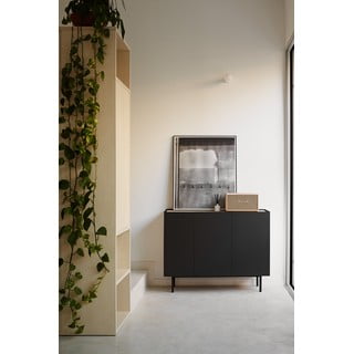 Madal tammedekooriga kummut must-puiduvärvi 110x85 cm Arista – Teulat